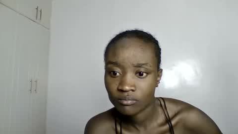 pretty luv1 online show from 25, 2, 2026