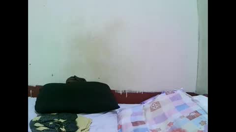 pretty_mellan online show from 3, 3, 2025