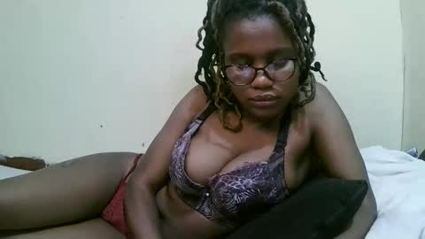 pretty_mellan online show from 6, 3, 2025