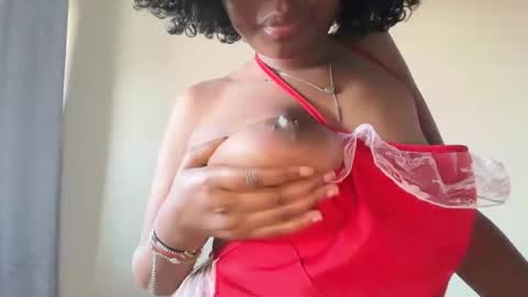 Snapshot of pretty_peaches chatting on 9, 1, 2026 Pretty peaches online show from 9, 1, 2026