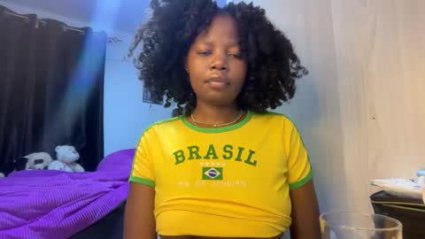 Snapshot of pretty_peaches chatting on 10, 3, 2026 Pretty peaches online show from 10, 3, 2026