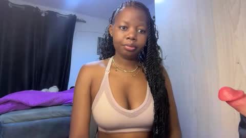 Snapshot of pretty_peaches chatting on 20, 3, 2026 Pretty peaches online show from 20, 3, 2026