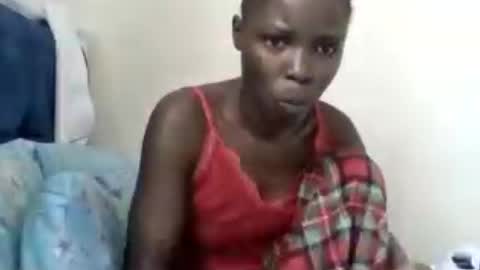 Snapshot of pretty_petite_ebony chatting on 24, 6, 2026 pretty_petite_ebony online show from 24, 6, 2026