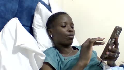 Snapshot of pretty_petite_ebony chatting on 24, 7, 2026 pretty_petite_ebony online show from 24, 7, 2026
