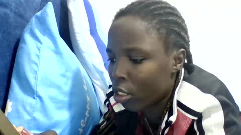 Snapshot of pretty_petite_ebony chatting on 28, 7, 2026 pretty_petite_ebony online show from 28, 7, 2026