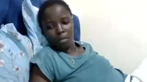 Snapshot of pretty_petite_ebony chatting on 30, 7, 2026 pretty_petite_ebony online show from 30, 7, 2026