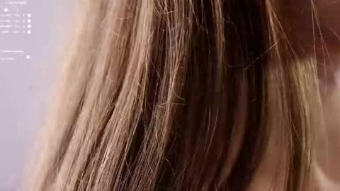 Elina online show from 5, 11, 2025