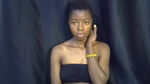 Snapshot of pretty_queen18 chatting on 23, 2, 2025 NASH online show from 23, 2, 2025