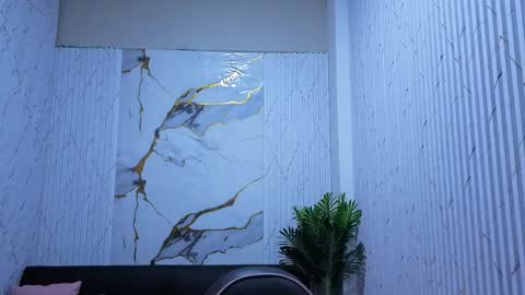 pretty_tay online show from 29, 4, 2026