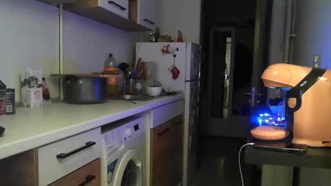 Alma online show from 24, 12, 2024