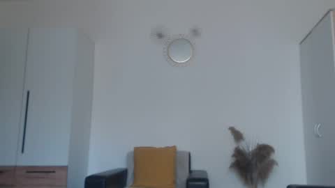 Alma online show from 10, 3, 2025