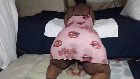 Snapshot of prettyblack25 chatting on 7, 5, 2026 Cindy online show from 7, 5, 2026