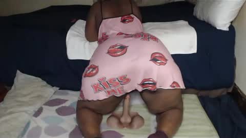Snapshot of prettyblack25 chatting on 18, 5, 2026 Cindy online show from 18, 5, 2026