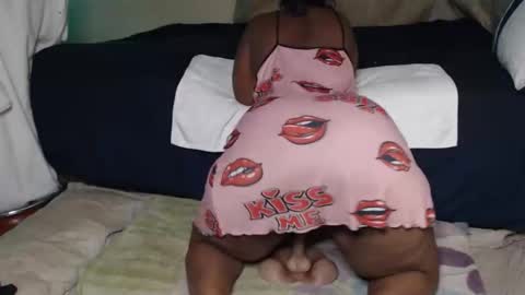 Snapshot of prettyblack25 chatting on 31, 5, 2026 Cindy online show from 31, 5, 2026