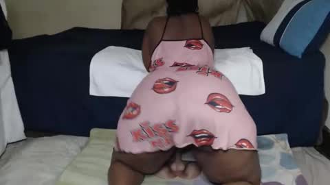 Snapshot of prettyblack25 chatting on 2, 6, 2026 Cindy online show from 2, 6, 2026