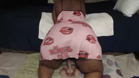 Snapshot of prettyblack25 chatting on 10, 6, 2026 Cindy online show from 10, 6, 2026