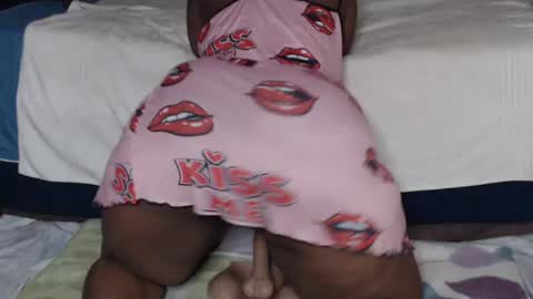 Snapshot of prettyblack25 chatting on 14, 7, 2026 Cindy online show from 14, 7, 2026