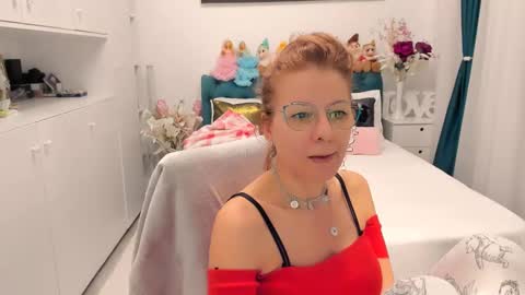 Snapshot of prettyblackeyes chatting on 11, 1, 2025 wilma online show from 11, 1, 2025
