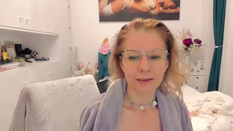Snapshot of prettyblackeyes chatting on 20, 1, 2025 wilma online show from 20, 1, 2025