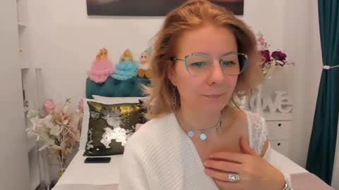 Snapshot of prettyblackeyes chatting on 23, 1, 2025 wilma online show from 23, 1, 2025