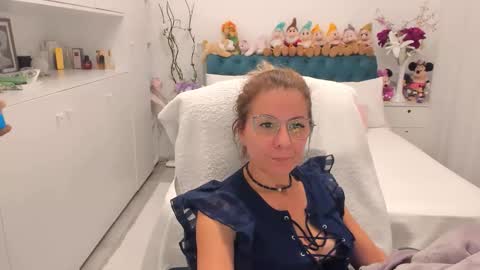 Snapshot of prettyblackeyes chatting on 30, 9, 2025 wilma online show from 30, 9, 2025