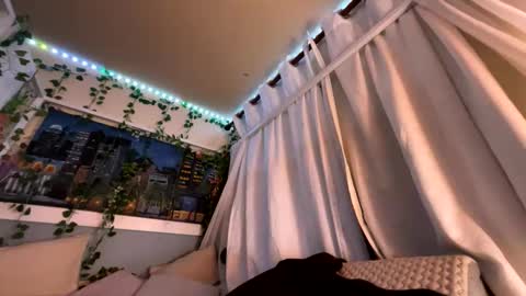 prettyblackgal online show from 19, 12, 2025