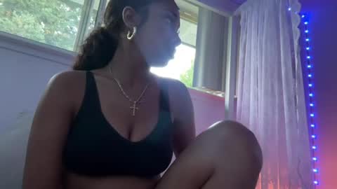 Snapshot of prettyblackgal chatting on 25, 7, 2026 prettyblackgal online show from 25, 7, 2026