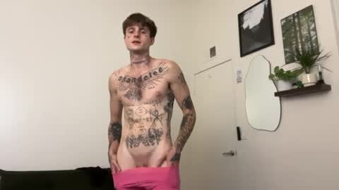 Snapshot of prettyboyszn chatting on 7, 8, 2026 pretty boy online show from 7, 8, 2026