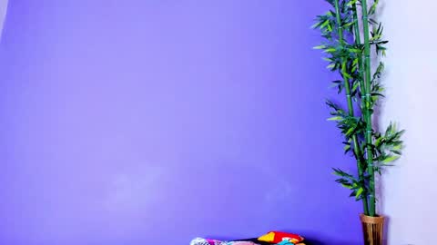 Snapshot of prettybunnies08 chatting on 11, 1, 2025 Enzo Denis online show from 11, 1, 2025