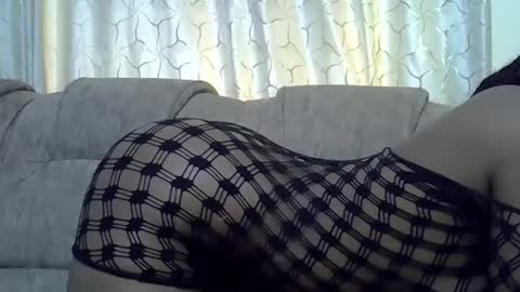 Snapshot of prettycandy4 chatting on 31, 10, 2025 prettycandy4 online show from 31, 10, 2025