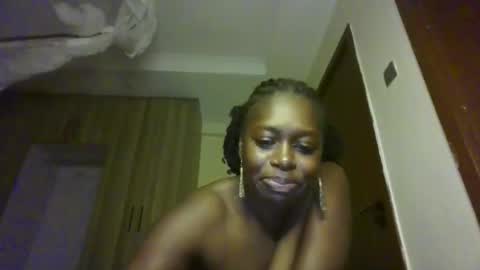 prettydulce online show from 6, 5, 2026