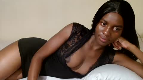 Snapshot of prettygoddess1 chatting on 20, 7, 2026 Mary online show from 20, 7, 2026