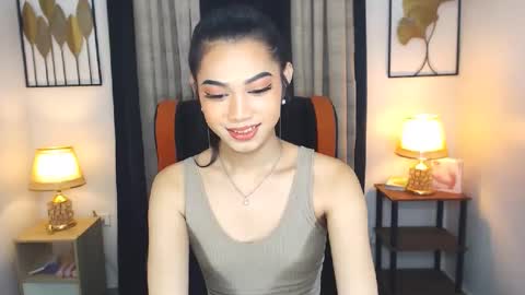 Snapshot of prettyhothugecock chatting on 18, 1, 2025 prettyhothugecock online show from 18, 1, 2025