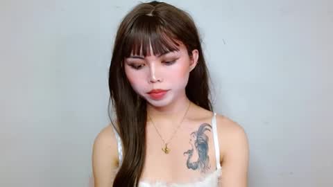 Snapshot of prettyjulian chatting on 23, 12, 2024 SEXY JULIA online show from 23, 12, 2024