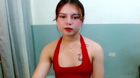 Snapshot of prettyjulian chatting on 8, 4, 2026 SEXY JULIA online show from 8, 4, 2026