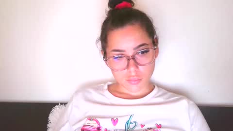 prettyjulliette online show from 24, 10, 2025