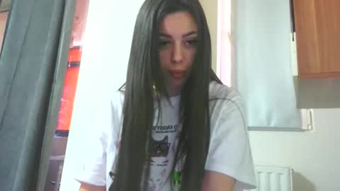 prettyjulliette online show from 26, 3, 2026