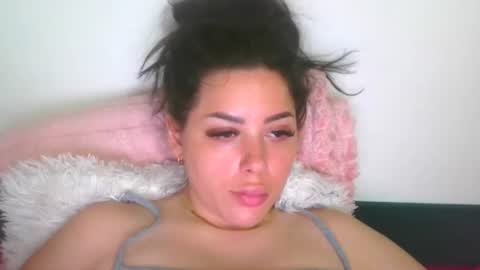 prettyjulliette online show from 22, 6, 2026