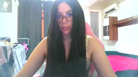 prettyjulliette online show from 23, 6, 2026