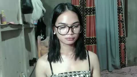 prettykhelcy online show from 28, 4, 2026