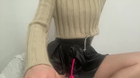 Snapshot of prettykitties_xo chatting on 24, 2, 2025 prettykitties_xo online show from 24, 2, 2025