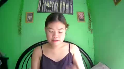 prettymae756493 online show from 13, 4, 2026