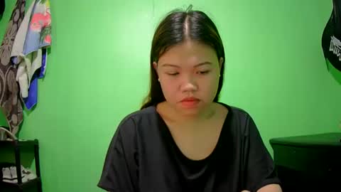 prettymae756493 online show from 29, 4, 2026