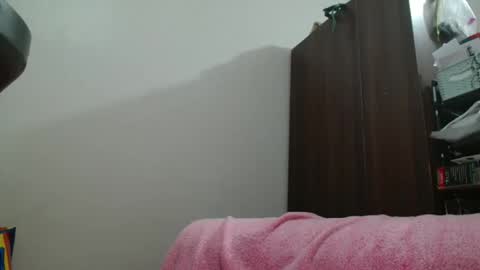 Snapshot of prettyme28 chatting on 18, 3, 2026 prettyme28 online show from 18, 3, 2026