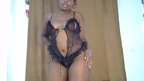 Snapshot of prettymel_ chatting on 5, 3, 2025 prettymel_ online show from 5, 3, 2025