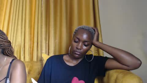 Snapshot of prettyquee chatting on 17, 12, 2024 sasha online show from 17, 12, 2024