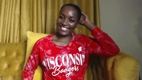 Snapshot of prettyquee chatting on 18, 12, 2024 sasha online show from 18, 12, 2024