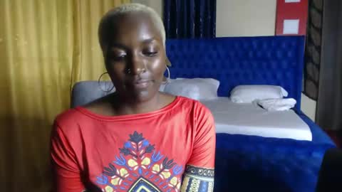 Snapshot of prettyquee chatting on 28, 12, 2024 sasha online show from 28, 12, 2024