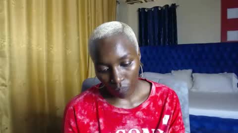 Snapshot of prettyquee chatting on 6, 1, 2025 sasha online show from 6, 1, 2025