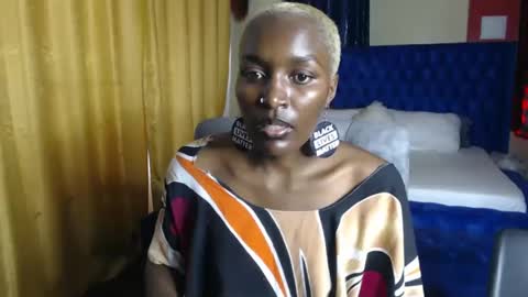 Snapshot of prettyquee chatting on 9, 1, 2025 sasha online show from 9, 1, 2025